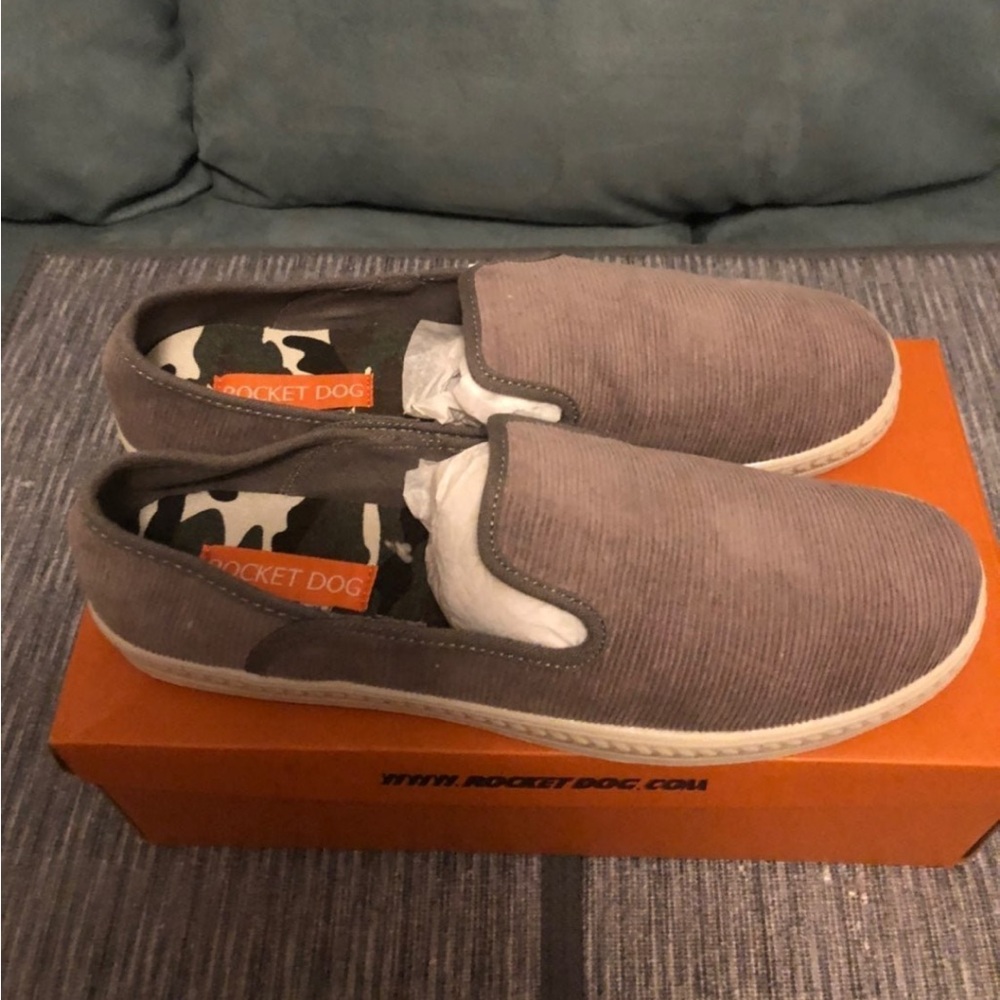 Rocket Dog ladies slip on sneakers